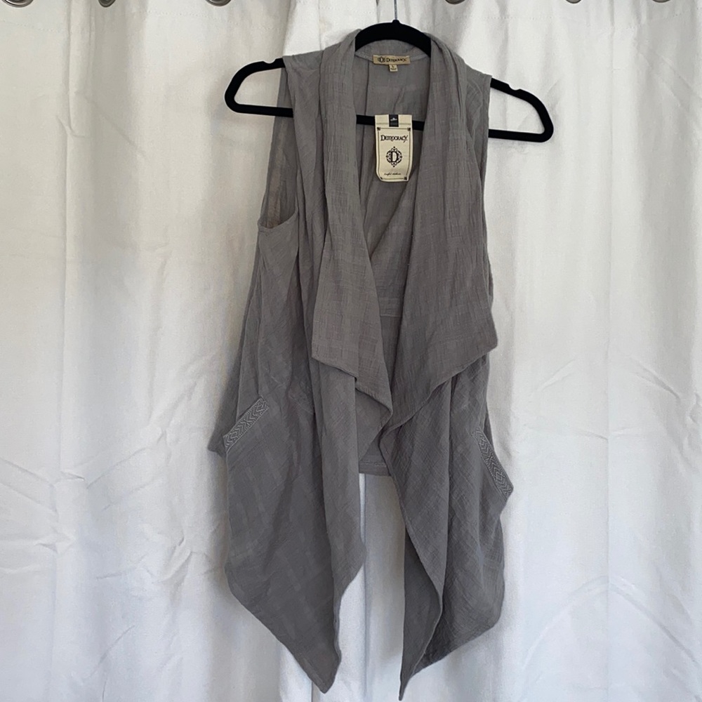 NWT Democracy Size L Vest with pockets.